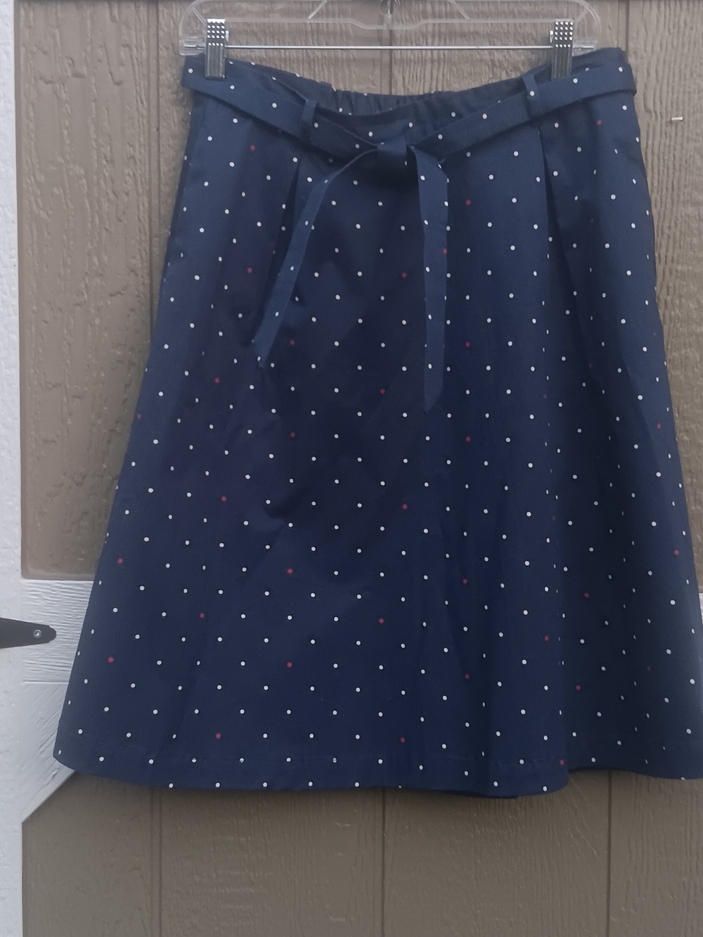 Tommy Hilfiger Navy A-Line Skirt with White and Red Polka Dots Size 10
